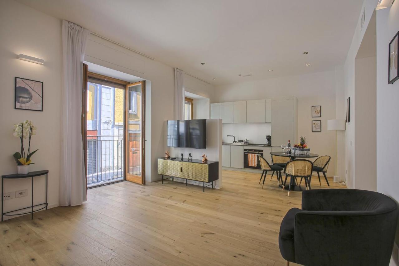 Milan Luxury Suite-Hosted By Sweetstay Exterior photo