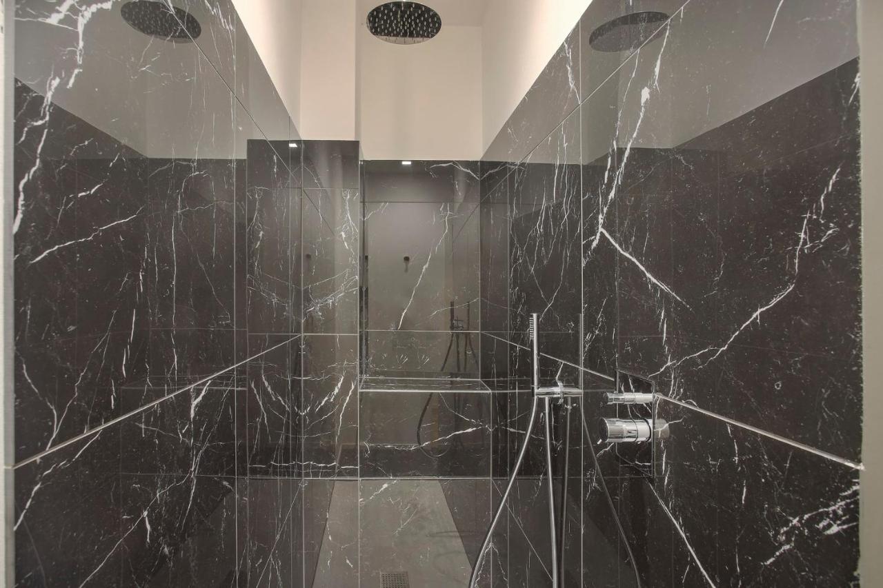 Milan Luxury Suite-Hosted By Sweetstay Exterior photo